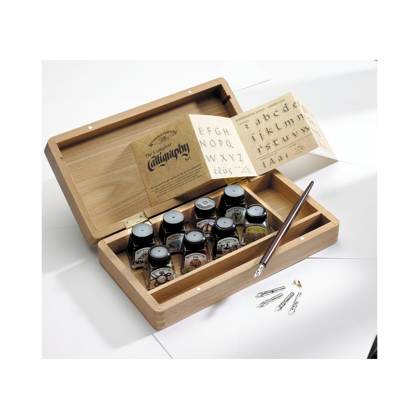 WINSOR & NEWTON Kalligrafie-Set im edlen Holzkasten